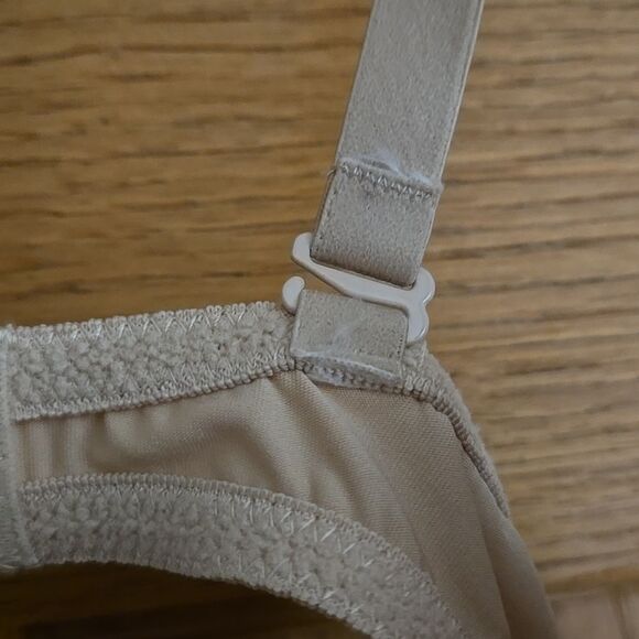 Maidenform 38c New nude color bra Underwire Tshirt Style Tan Womens - Picture 4 of 10